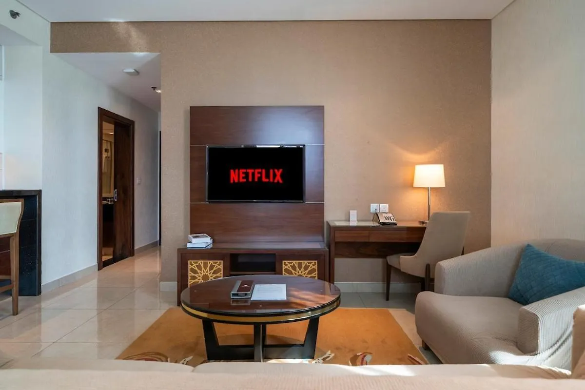Elegant 2Br New & Canal & Burj Views & Pool & Gym Ντουμπάι Διαμέρισμα