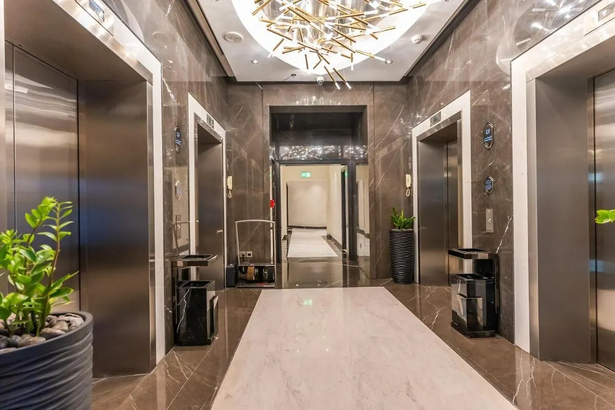 Elegant 2Br New & Canal & Burj Views & Pool & Gym Dubai 0*,  United Arab Emirates