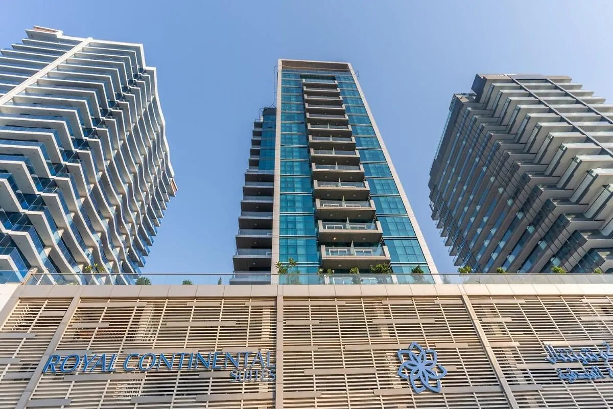 Elegant 2Br New & Canal & Burj Views & Pool & Gym Dubai