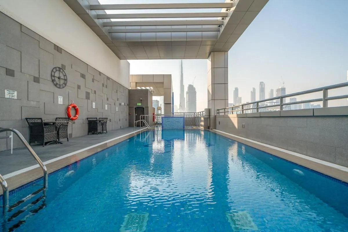 Elegant 2Br New & Canal & Burj Views & Pool & Gym Dubai
